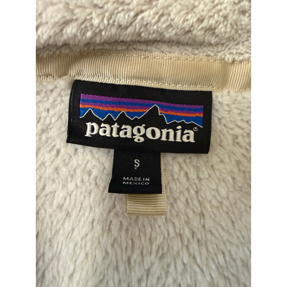 Patagonia Women's Re-Tool Snap-T® Fleece Pullover, in Raw Linen size S - Picture 5 of 9